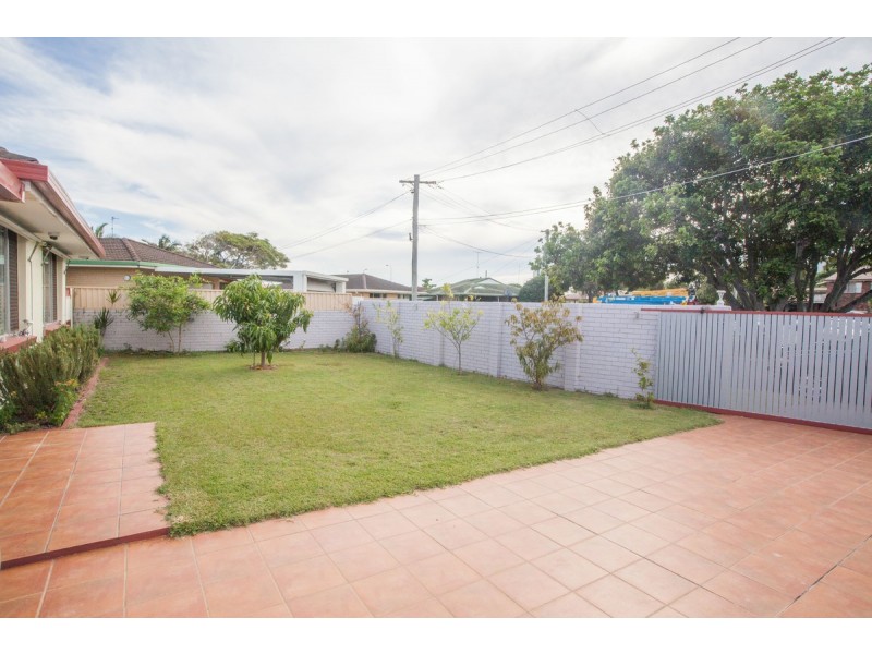 14 Caprice Court, Mermaid Waters QLD 4218