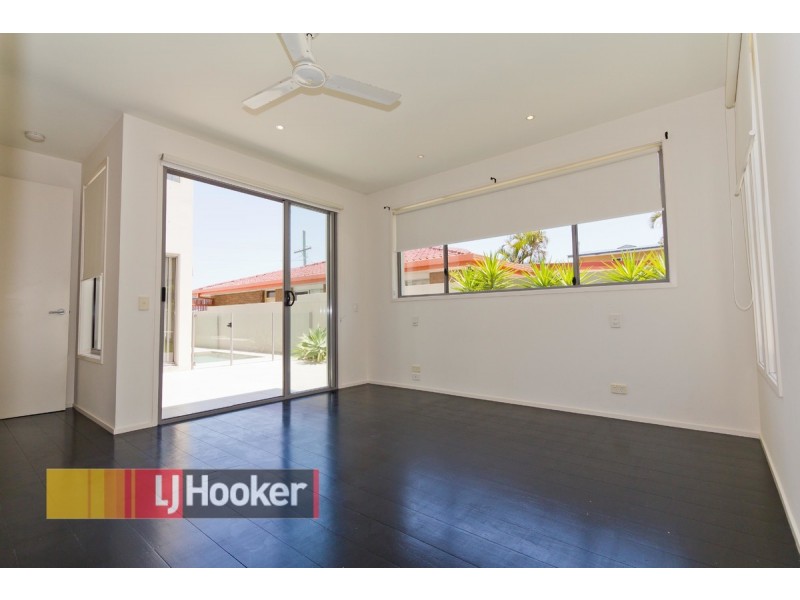 1/9 Dolphin Avenue, Mermaid Beach QLD 4218