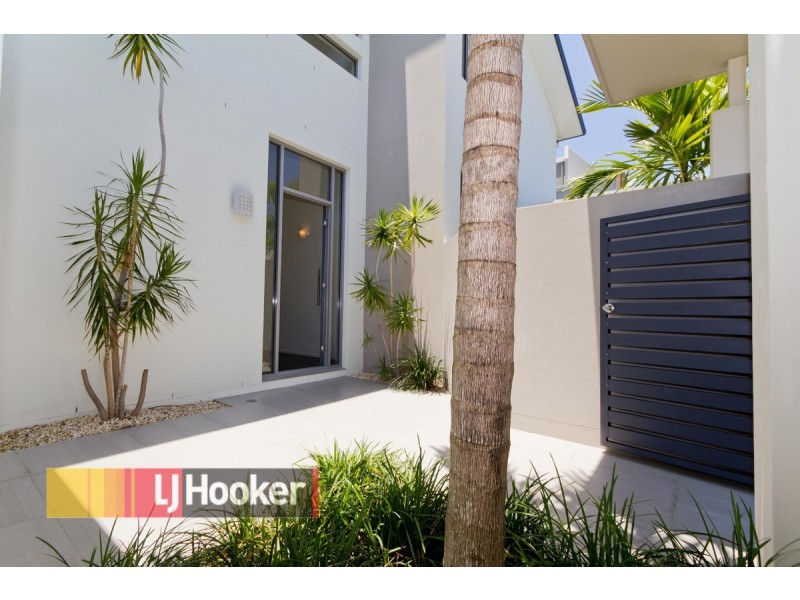 1/9 Dolphin Avenue, Mermaid Beach QLD 4218