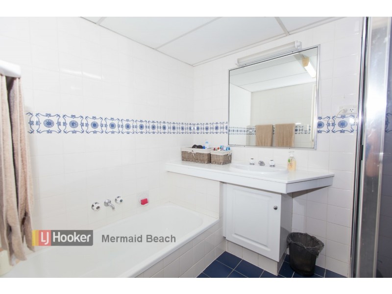 5/4 Mary Avenue, Broadbeach QLD 4218