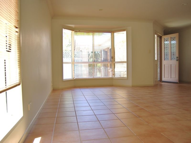 5 Ninnes Court, Mudgeeraba QLD 4213