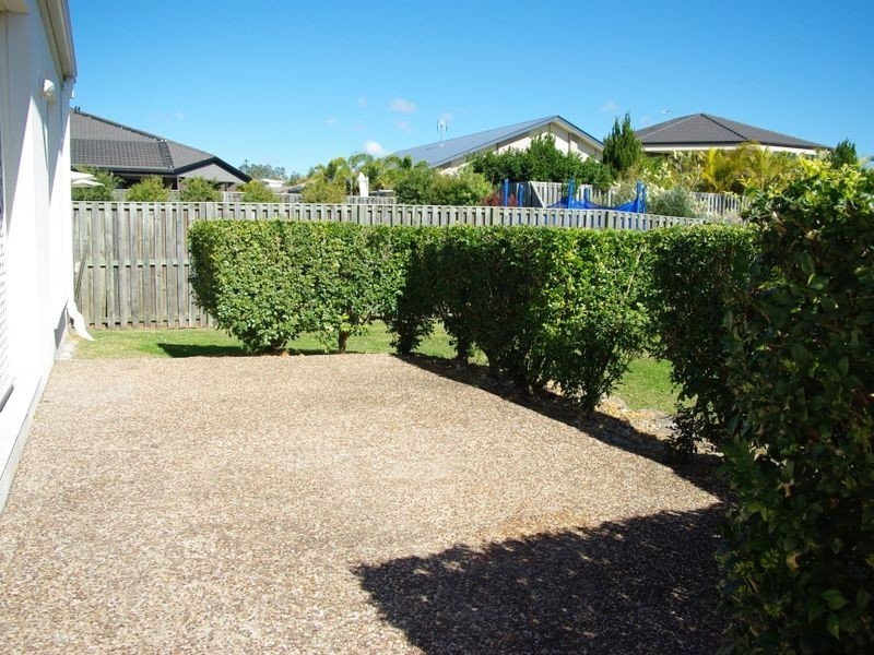 13 Mellum Circuit, Pacific Pines QLD 4211