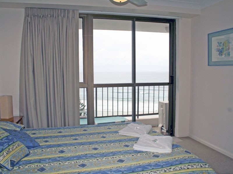 49/4 Britannia Avenue, Broadbeach QLD 4218