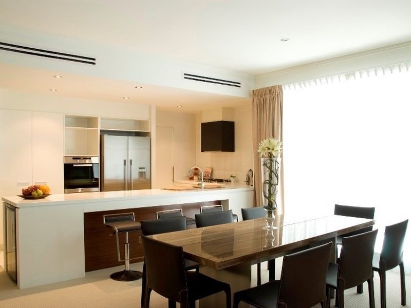 120 Surf Parade, Broadbeach QLD 4218