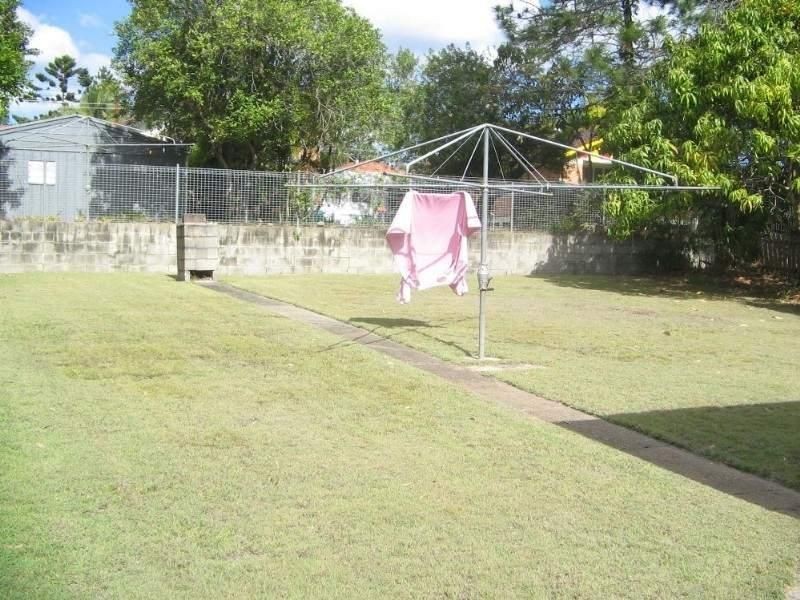 225 Watson Rd, Acacia Ridge QLD 4110