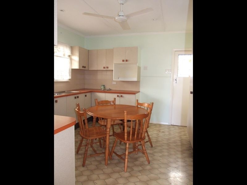 52 Keeling Street, Coopers Plains QLD 4108