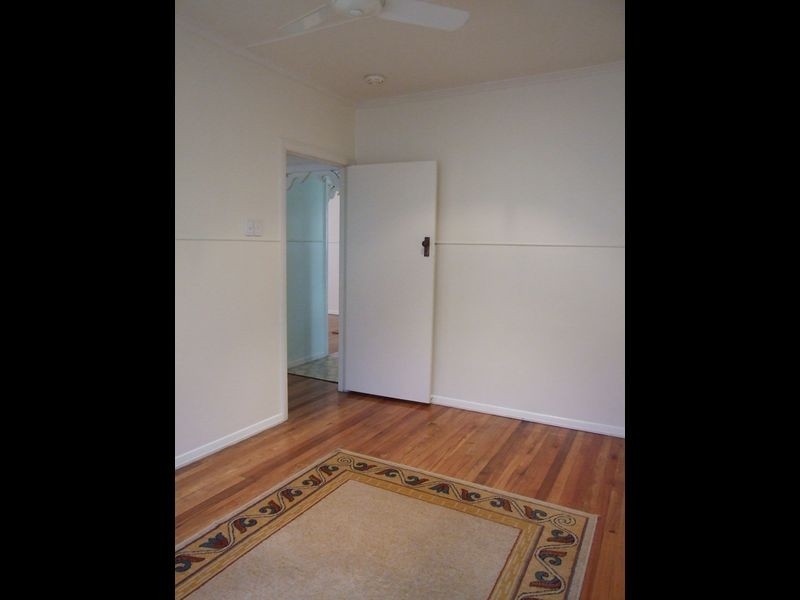 52 Keeling Street, Coopers Plains QLD 4108