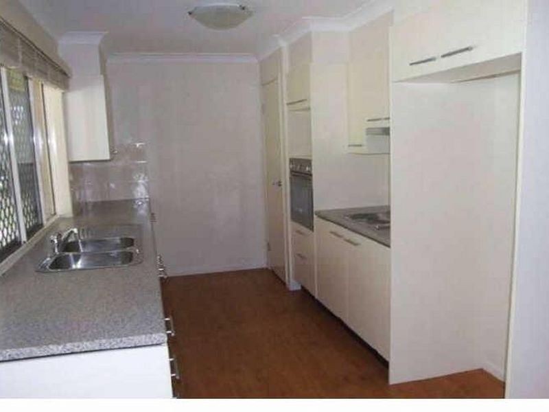 3 Richwood Street, Kensington Grove QLD 4341