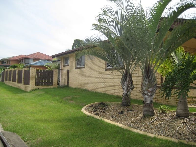 11 Bosworth St,, Coopers Plains QLD 4108