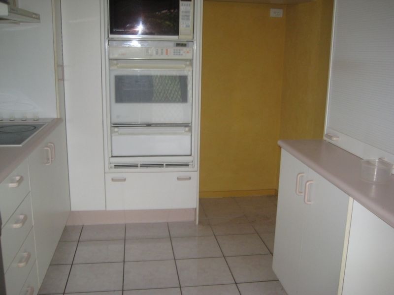 11 Bosworth St,, Coopers Plains QLD 4108