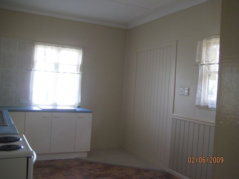 27 Dartmouth Street, Coopers Plains QLD 4108