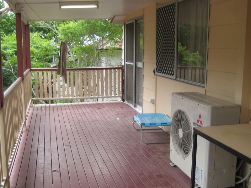 39 Middle Street, Coopers Plains QLD 4108