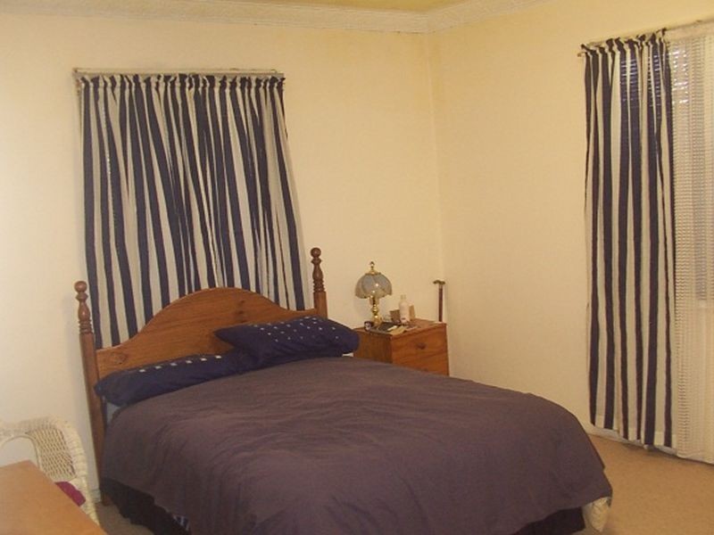 16 AINGER STREET, Salisbury QLD 4107