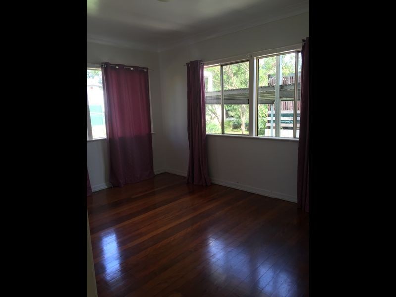 36 McCarthy Rd, Salisbury QLD 4107
