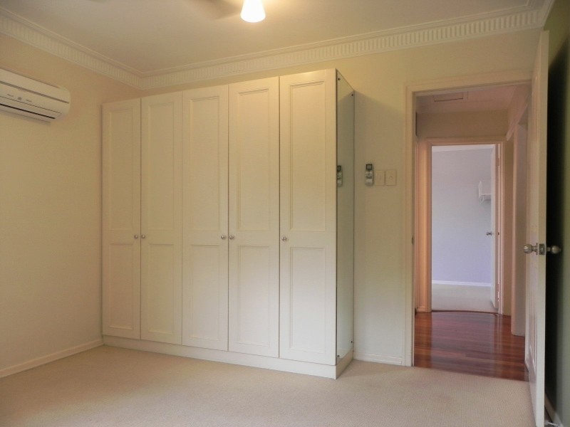 15 Monkton St, Tarragindi QLD 4121