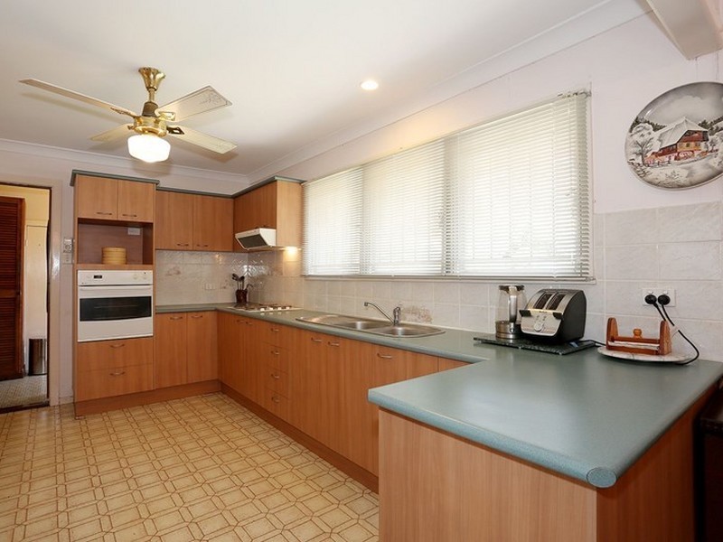 19 Portsdown St, Salisbury QLD 4107