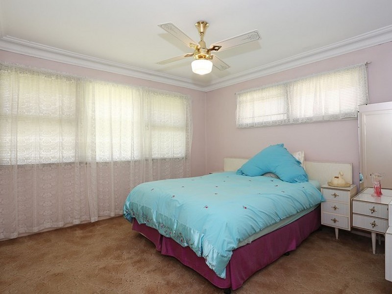 19 Portsdown St, Salisbury QLD 4107