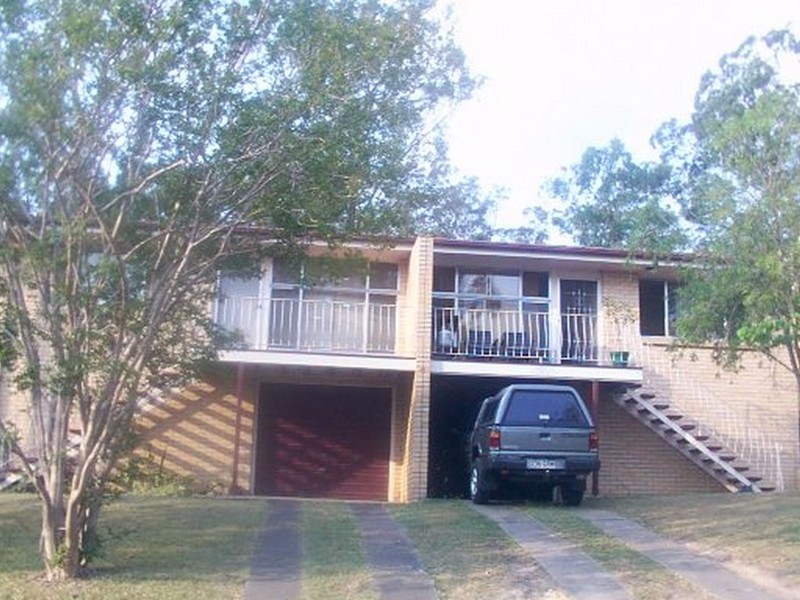 1/4 Arkindale Street, Nathan QLD 4111