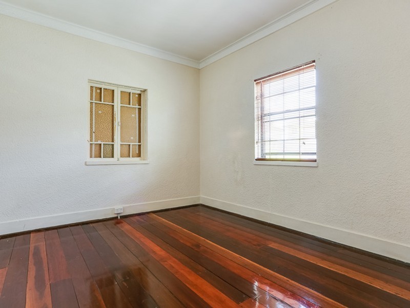 8 Olivia Ave, Salisbury QLD 4107