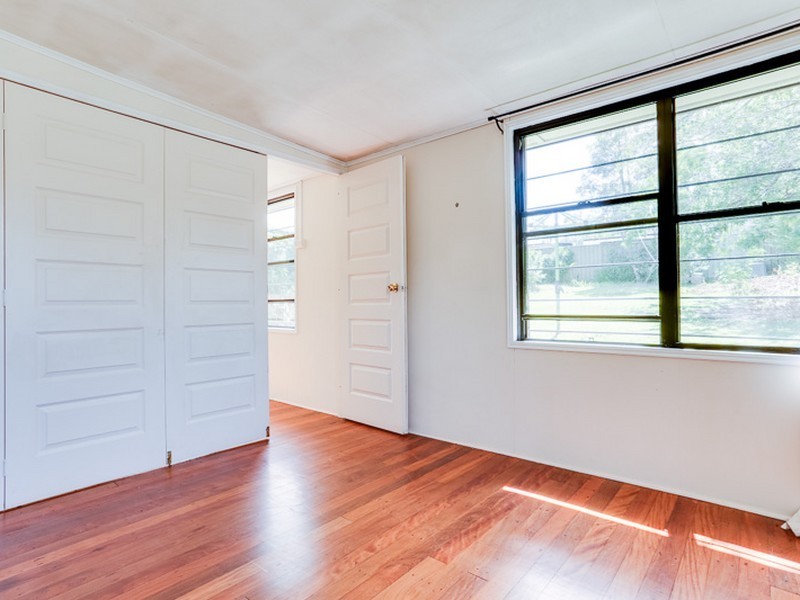 8 Olivia Ave, Salisbury QLD 4107