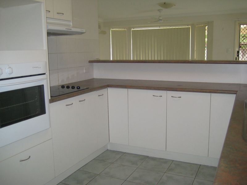 34 Erncroft St, Rocklea QLD 4106