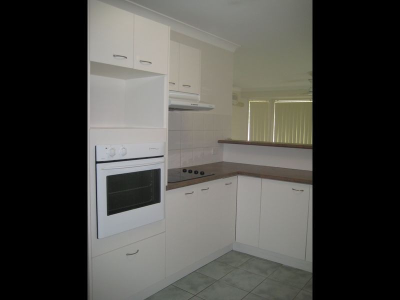 34 Erncroft St, Rocklea QLD 4106