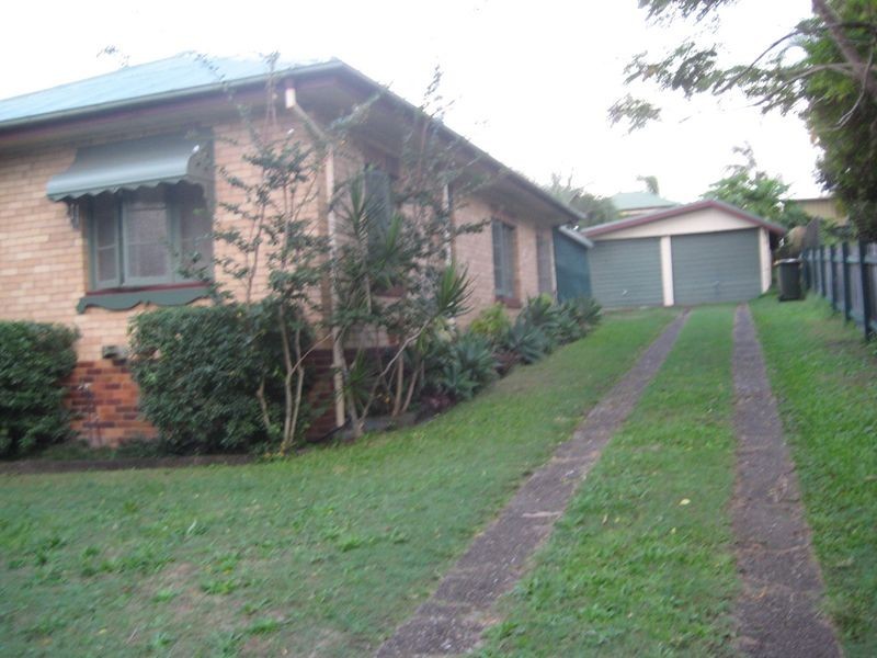 14 Blackwood Rd, Salisbury QLD 4107