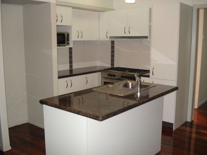 212 Douglas Rd, Salisbury QLD 4107