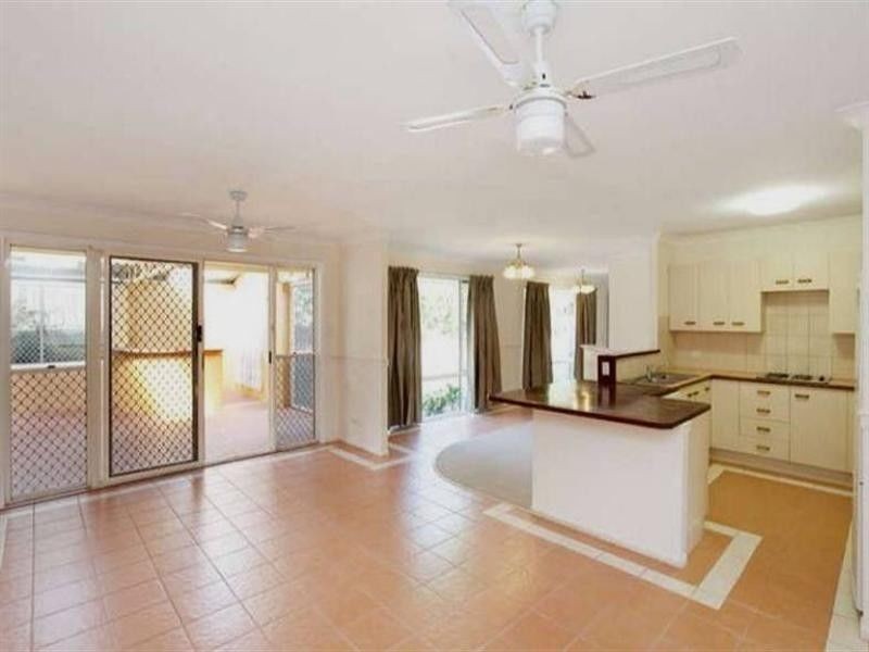 8 Colne Street, Kuraby QLD 4112