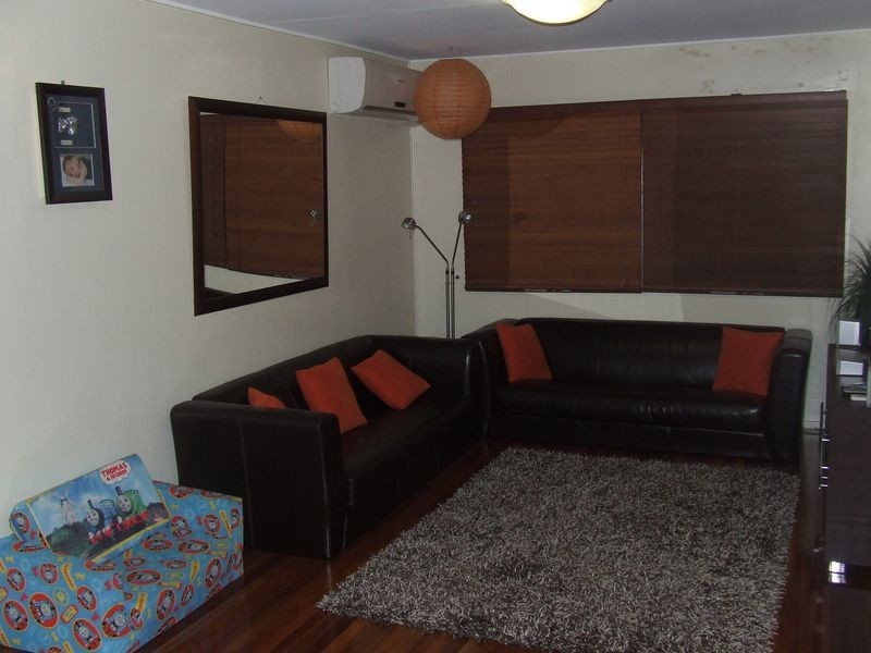 21 AYLTON STREET, Coopers Plains QLD 4108