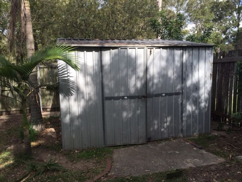 33 Bennett Drive, Regents Park QLD 4118