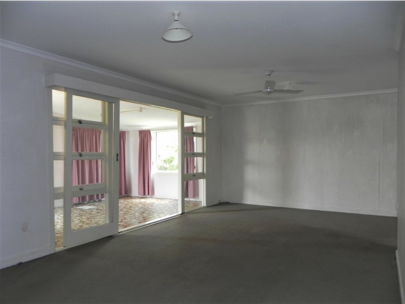 305 Orange Grove Rd, Salisbury QLD 4107