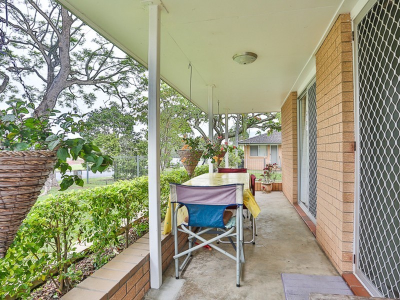 32 Fairlawn St, Nathan QLD 4111