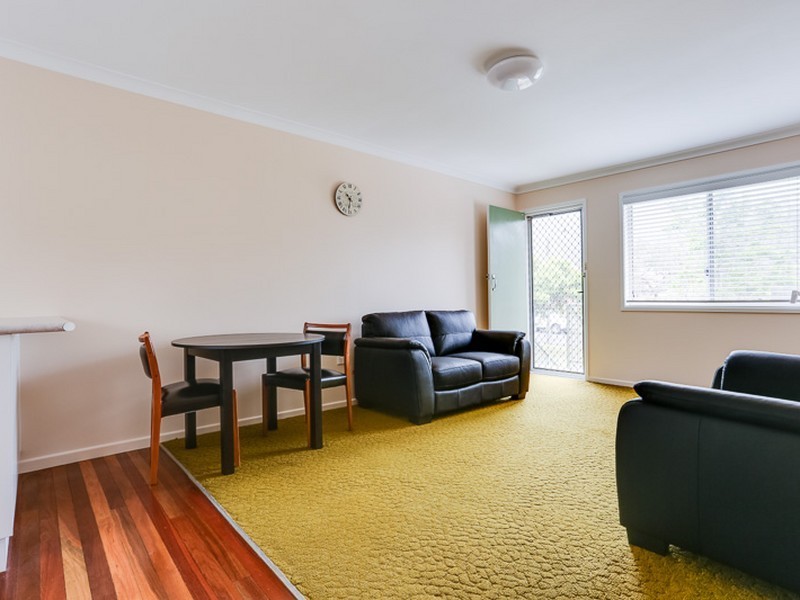 32 Fairlawn St, Nathan QLD 4111