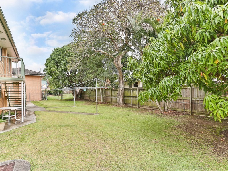 32 Fairlawn St, Nathan QLD 4111