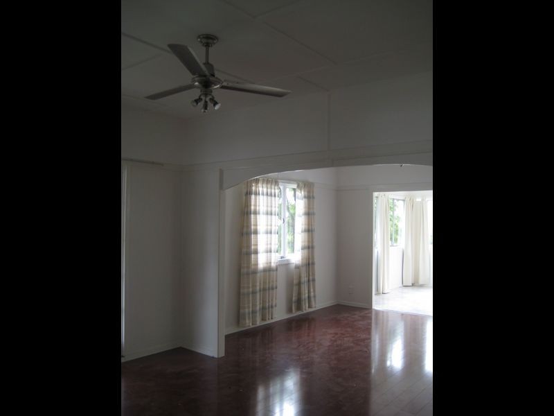 123 Henson Road, Salisbury QLD 4107