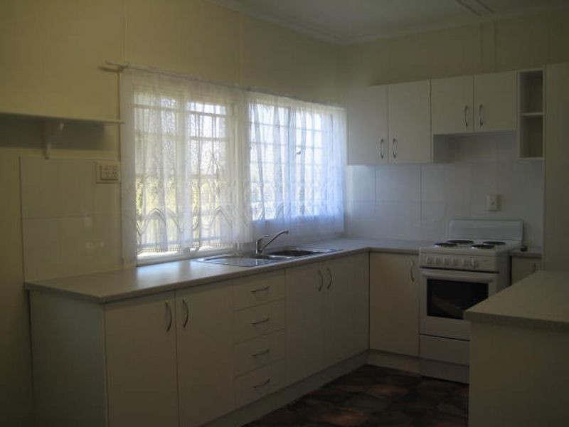 15 Golda Ave, Salisbury QLD 4107