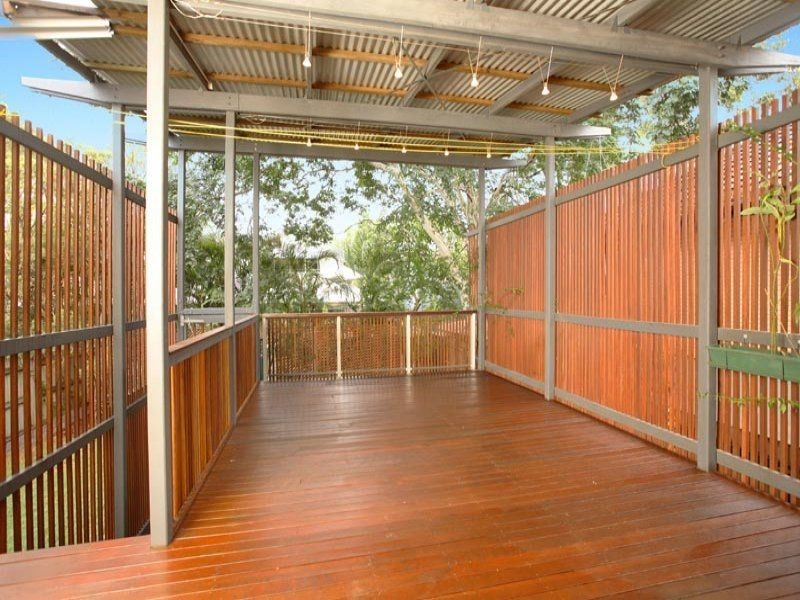 255 Oxley Road, Graceville QLD 4075