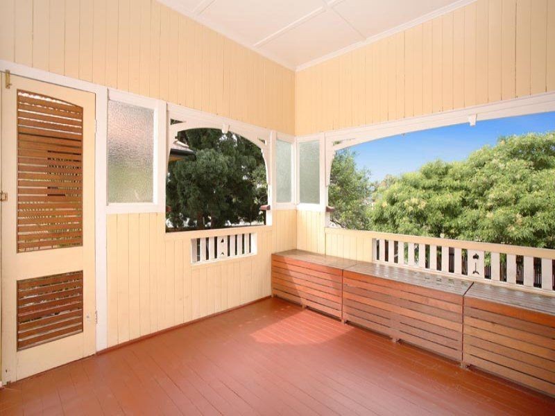 255 Oxley Road, Graceville QLD 4075