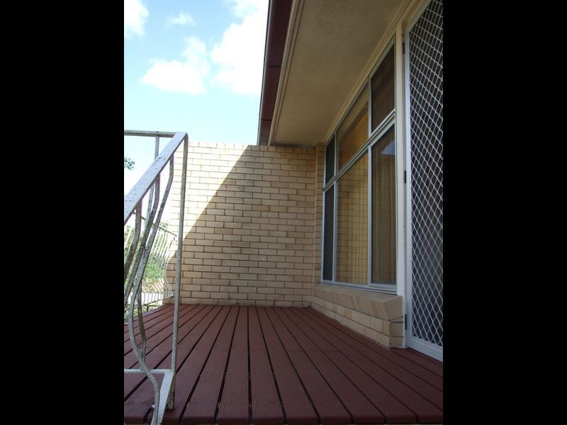 2/4 Arkindale Street, Nathan QLD 4111