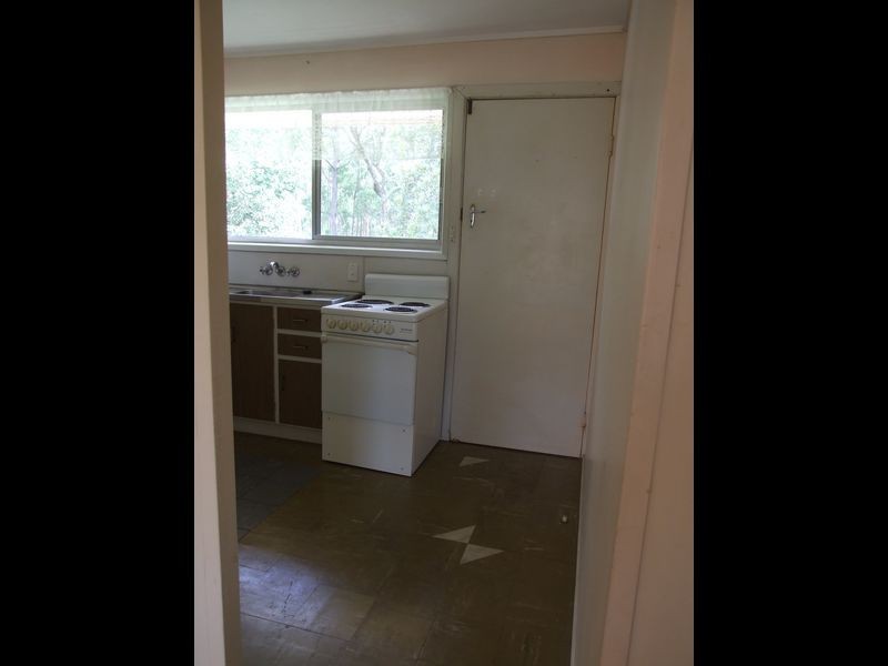 2/4 Arkindale Street, Nathan QLD 4111