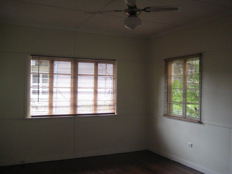 10 Vereker St, Coopers Plains QLD 4108