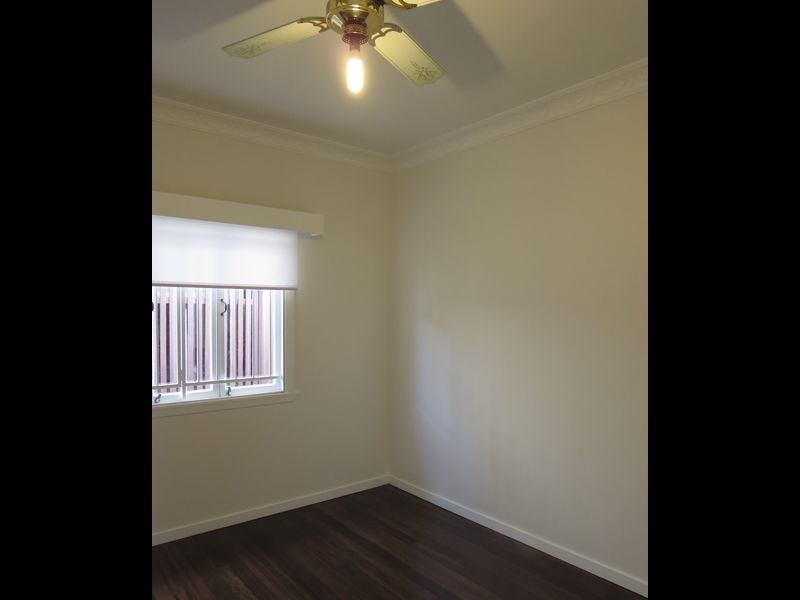 92 Pear St, Greenslopes QLD 4120