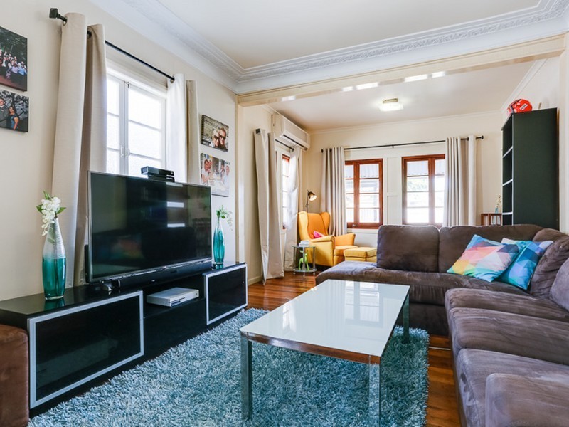 25 Keeling St, Coopers Plains QLD 4108