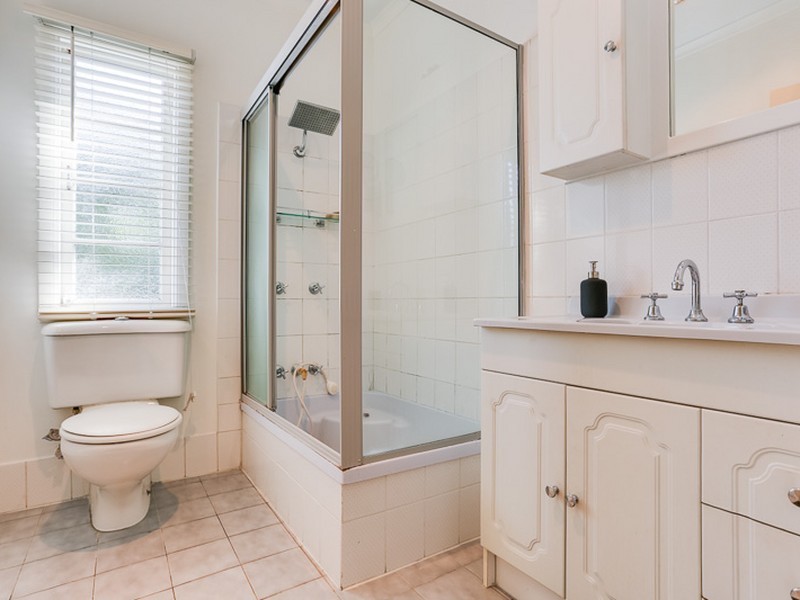 25 Keeling St, Coopers Plains QLD 4108