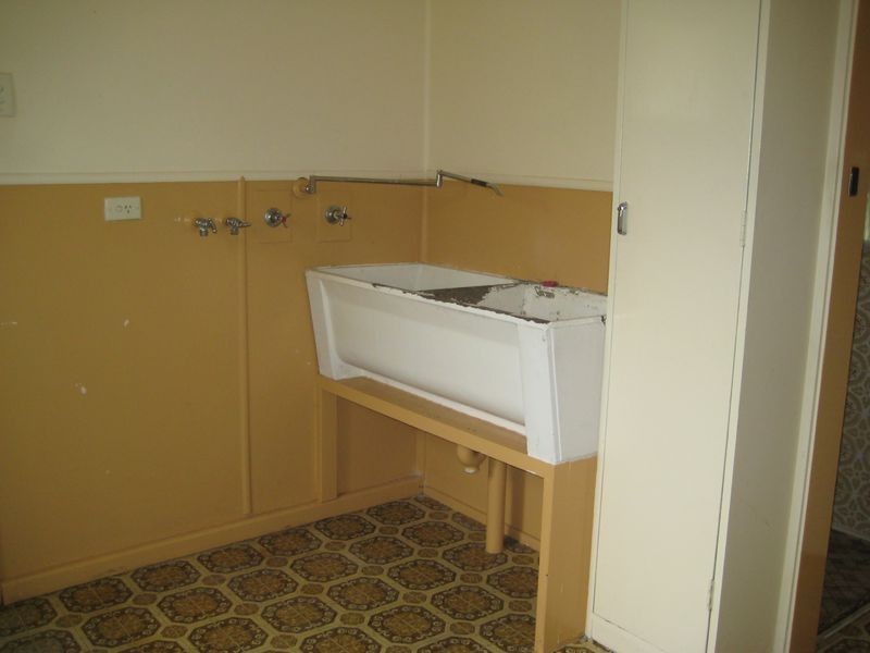 215 Douglas Rd, Salisbury QLD 4107