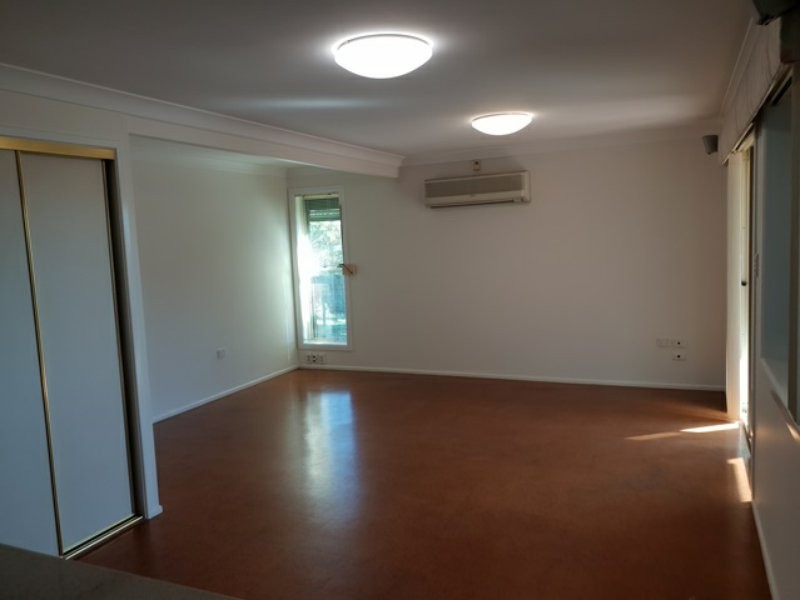 15 Garrawilla St, Robertson QLD 4109