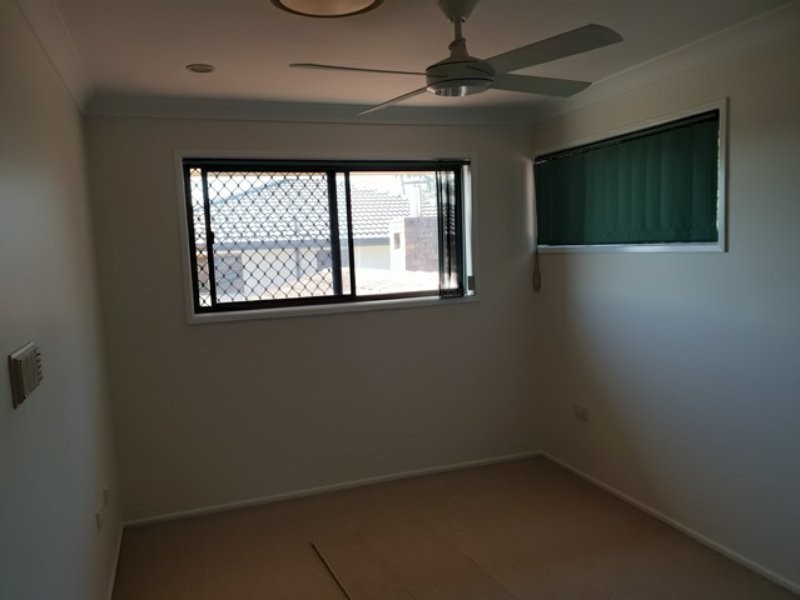 15 Garrawilla St, Robertson QLD 4109