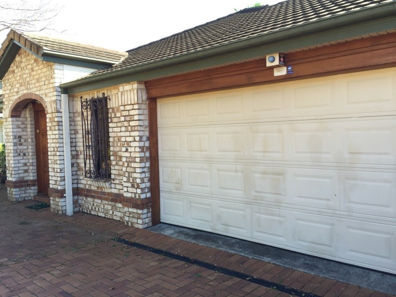 28 Appleyard Cresent, Coopers Plains QLD 4108