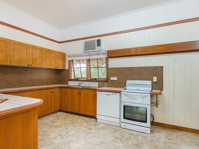 83 Orange Grove Rd, Coopers Plains QLD 4108